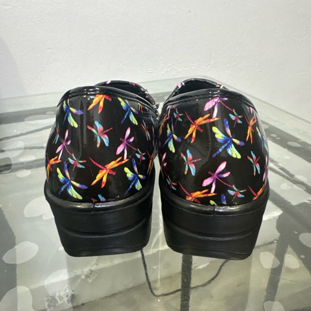 easy street Black Multicolor Dragonfly Slip-On Loafers - Picture 4 of 8